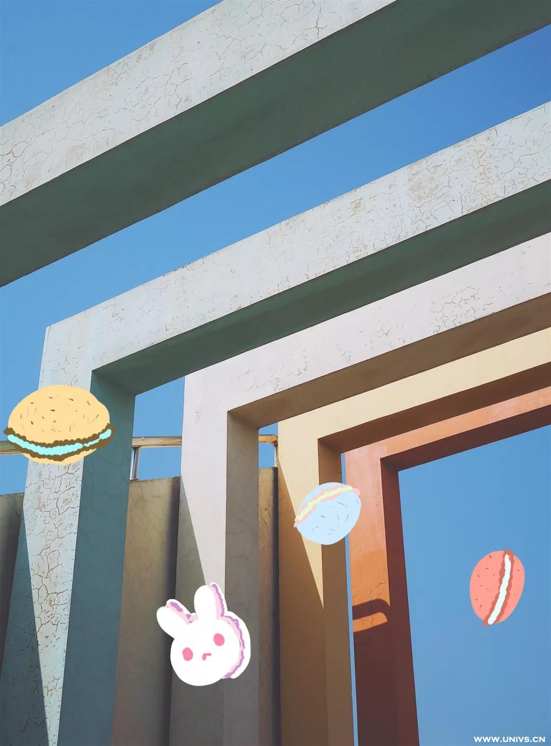 南操场限定马卡龙
南操场限定马卡龙
拥有着南院操场彩虹色的诱人外皮
酥脆的表皮同齿间碰撞
让马卡龙的口感层次更加的丰富
你的味蕾仿佛经历了一场又一场舌尖上的盛宴 
坐在操场的看台上
咬下一口与彩虹墙一样色彩的马卡龙
 酌上一口清茶
 享受着属于自己的小确幸