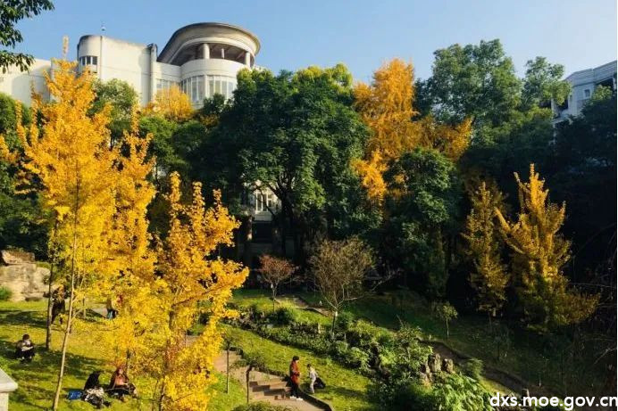 走进西大,探寻诗词之美 - 西南大学 - 中国大学生在线