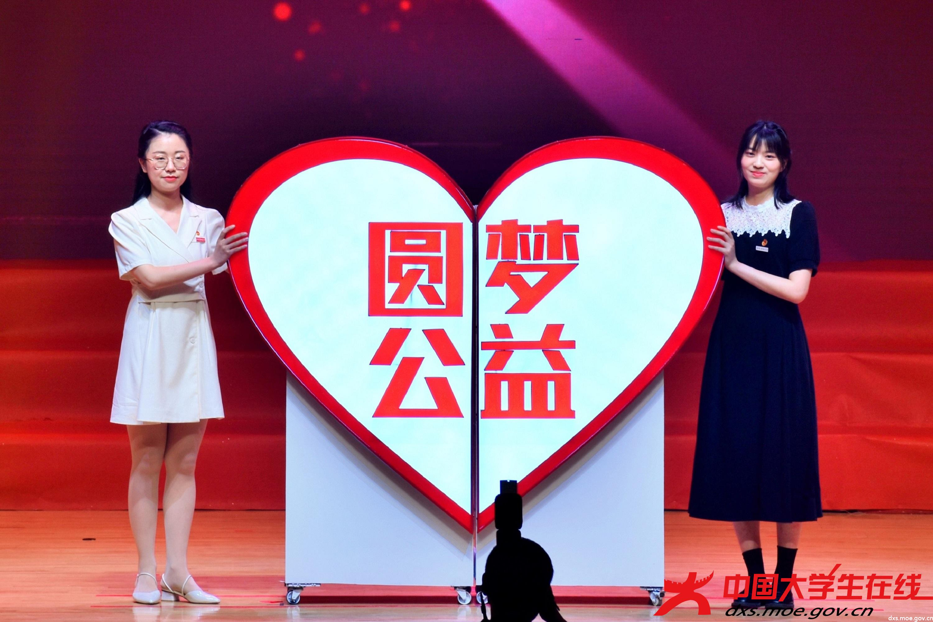 仓山区盲人院福乐家园心愿的发布与认领 张晨星摄.jpg 仓山区盲人院福乐家园心愿的发布与认领 张晨星摄.jpg